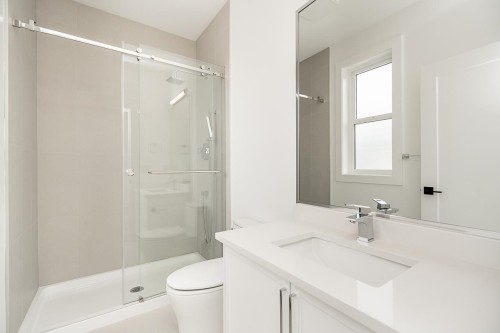 1938 167A Street, Surrey, BC 