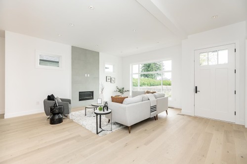 1938 167A Street, Surrey, BC 