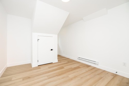 1938 167A Street, Surrey, BC 