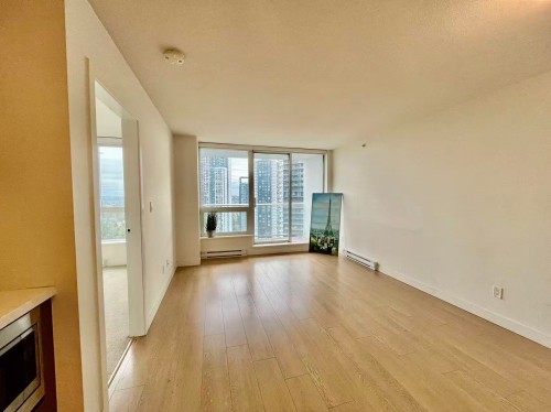 3003-13696 100 Avenue, Surrey, BC 