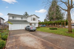 7556 Sinclair Crescent  Surrey, BC V3W 6T1