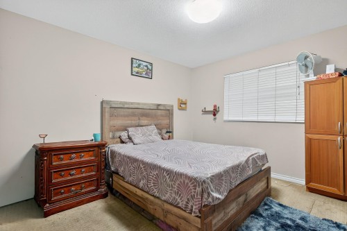 7556 Sinclair Crescent, Surrey, BC 