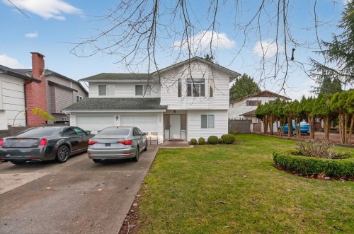 7556 Sinclair Crescent, Surrey, BC 