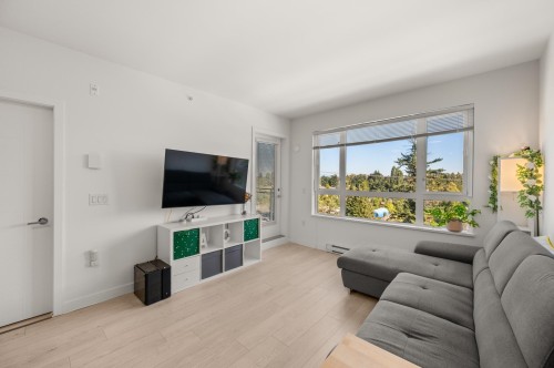 614-10603 140 Street  Surrey, BC V3T 0M8