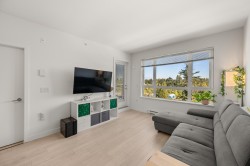 614-10603 140 Street  Surrey, BC V3T 0M8