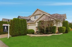 21195 83a Avenue  Langley, BC V2Y 0C4