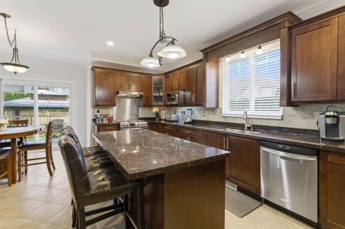 21195 83A Avenue, Langley, BC 