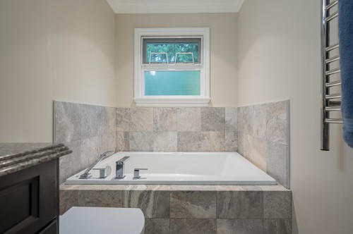 1901 Iris Place, Surrey, BC 