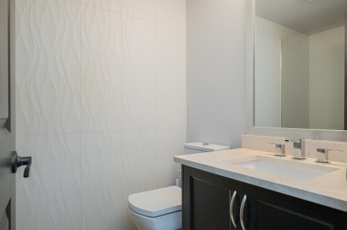 1901 Iris Place, Surrey, BC 