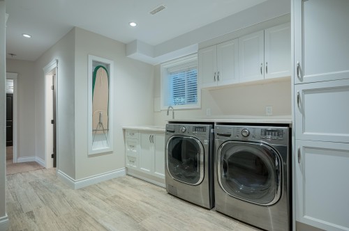 1901 Iris Place, Surrey, BC 