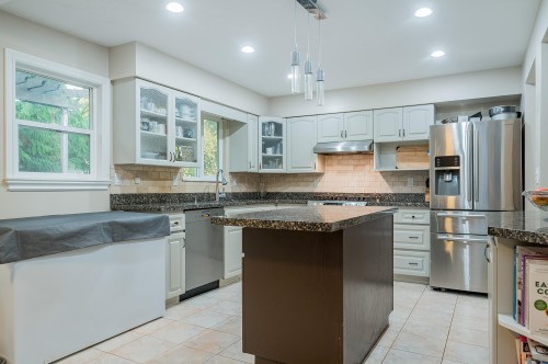 1901 Iris Place, Surrey, BC 