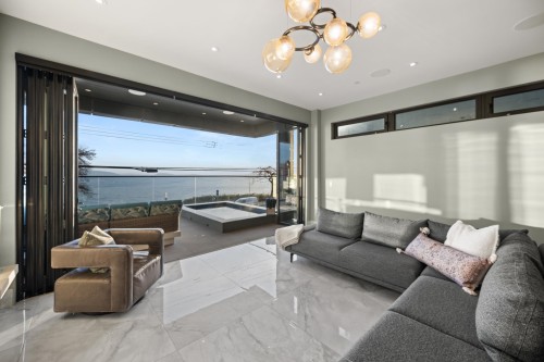 14555 Marine Drive, White Rock, BC 