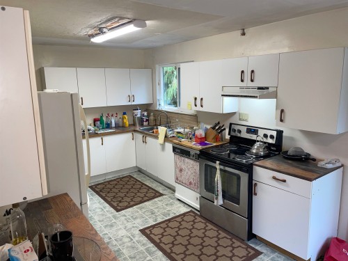 7048 140A Street, Surrey, BC 