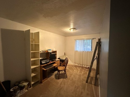 7048 140A Street, Surrey, BC 