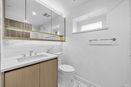 7-13778 100 Avenue, Surrey, BC 