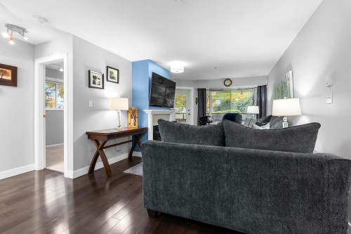 105-2964 Trethewey Street, Abbotsford, BC 