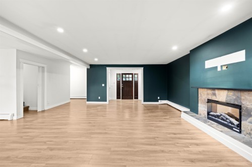 12686 20 Avenue, Surrey, BC 