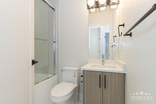 19-177 175A Street, Surrey, BC 