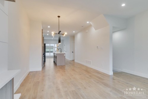 19-177 175A Street, Surrey, BC 