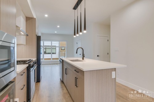 19-177 175A Street, Surrey, BC 