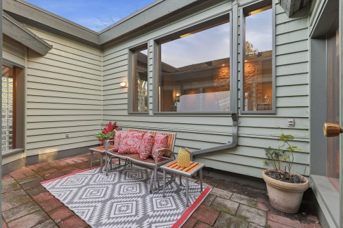 8953 Nelson View, Delta, BC 