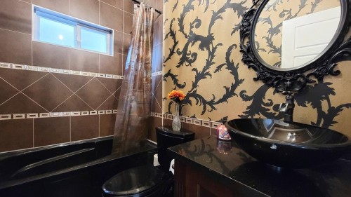 5977 151 Street, Surrey, BC 