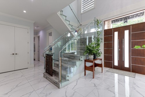 12187 71 Avenue, Surrey, BC 