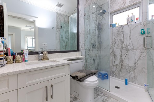 12187 71 Avenue, Surrey, BC 