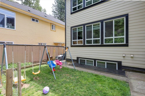 12187 71 Avenue, Surrey, BC 