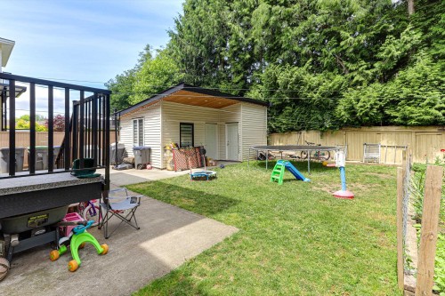 12187 71 Avenue, Surrey, BC 