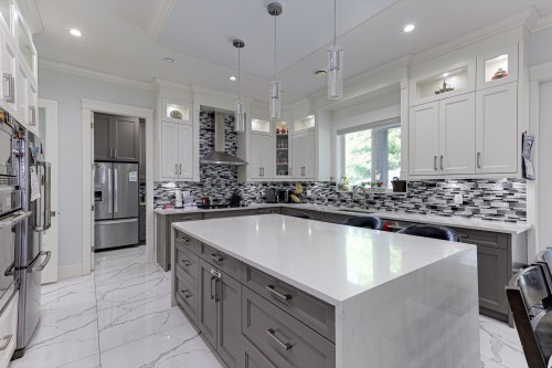 12187 71 Avenue, Surrey, BC 