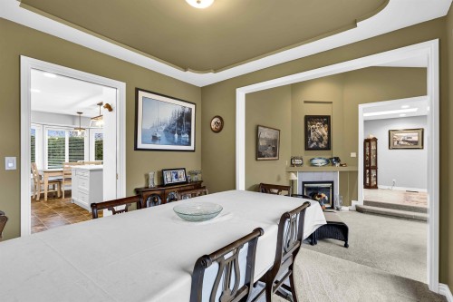 8518 165A Street, Surrey, BC 