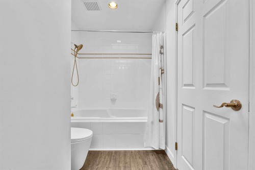 8518 165A Street, Surrey, BC 