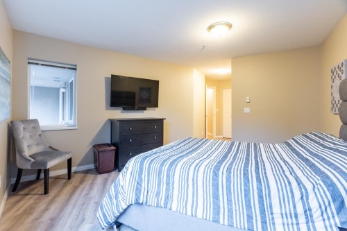 210-15150 29A Avenue, Surrey, BC 