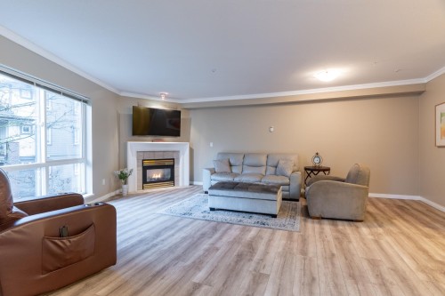 210-15150 29A Avenue, Surrey, BC 