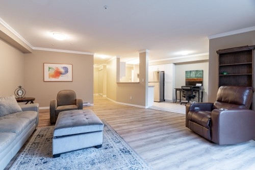 210-15150 29A Avenue, Surrey, BC 