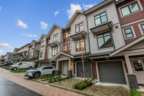 226-6951 204 Street, Langley, BC 