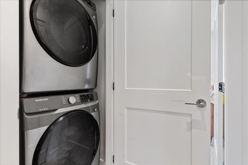 18-9762 182A Street, Surrey, BC 