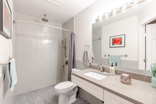 240 Davis Crescent, Langley, BC 