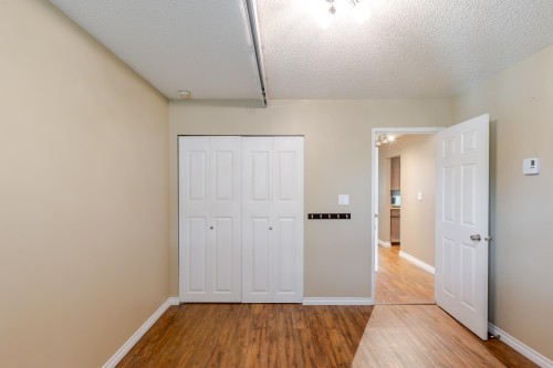 240 Davis Crescent, Langley, BC 