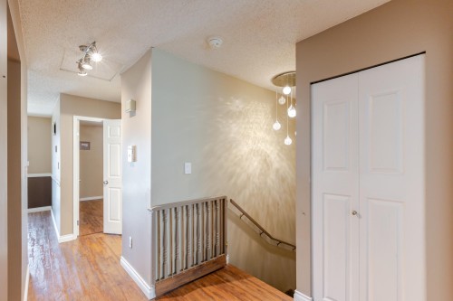 240 Davis Crescent, Langley, BC 