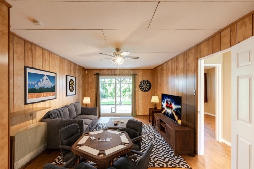 240 Davis Crescent, Langley, BC 