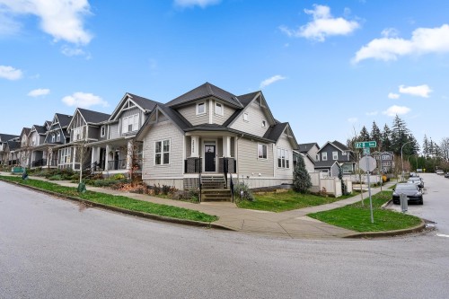 20260 82b Avenue  Langley, BC V2Y 0Y9