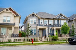 20498 78 Avenue  Langley, BC V2Y 4K3