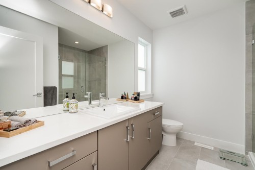 20498 78 Avenue, Langley, BC 