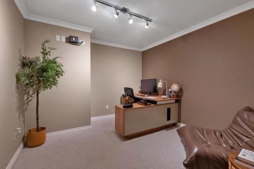 12256 57 Avenue, Surrey, BC 