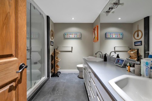 12256 57 Avenue, Surrey, BC 