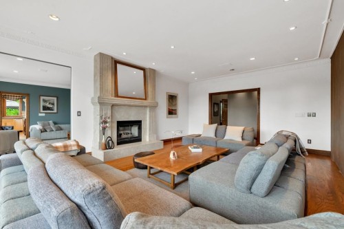 12256 57 Avenue, Surrey, BC 