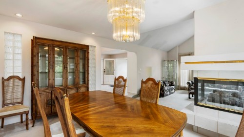 16374 77 Avenue, Surrey, BC 