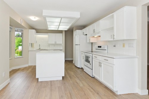 228-7156 121 Street, Surrey, BC 